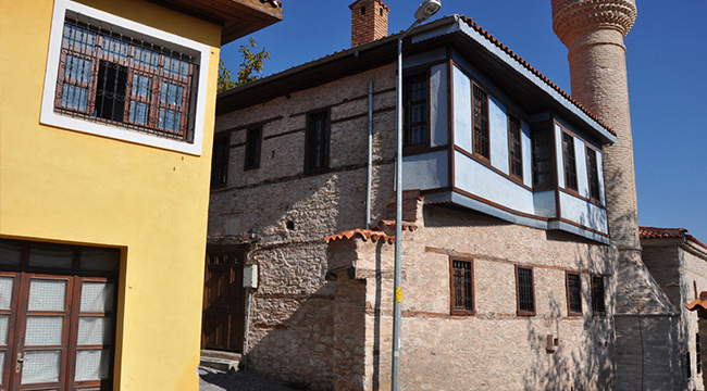 BULDAN BEYLER KONAĞI’NDA İLK DERS