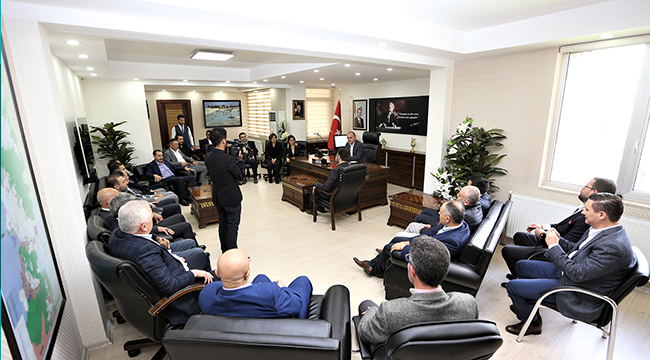 AK PARTİ İLÇE YÖNETİMİNDEN GÜRLESİN’E ZİYARET