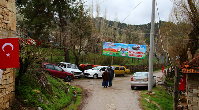 HACIKURTLAR KÖYÜ’NDE NEVRUZ ŞÖLENİ