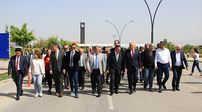PAÜ’DE BAHAR ŞENLİKLERİ BAŞLADI