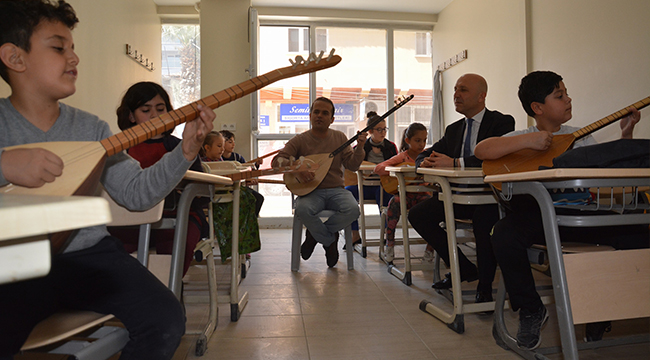 ÖZBAŞ MÜZİK KÜLÜBÜNÜ ZİYARET ETTİ