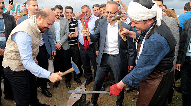 DENİZLİ STANDINA YOĞUN İLGİ