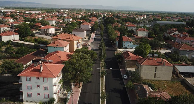 ÇİVRİL’DE ALT YAPI BİTTİ, ÜST YAPI DEVAM