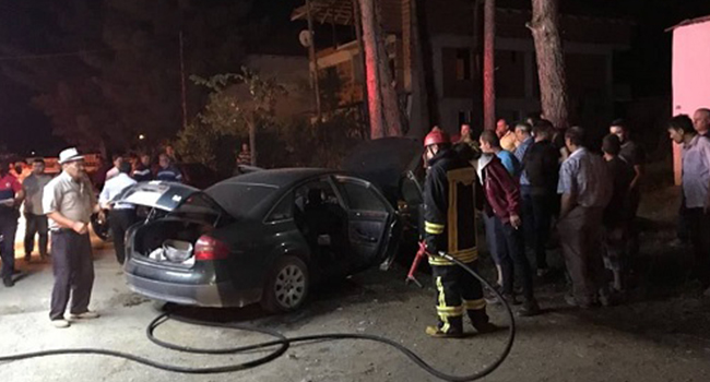 ARACIN ÖN KISMINDA MADDİ HASAR OLUŞTU