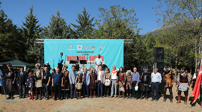 BÜYÜKŞEHİR'DEN TARİHİ ZAFERE COŞKULU ANMA