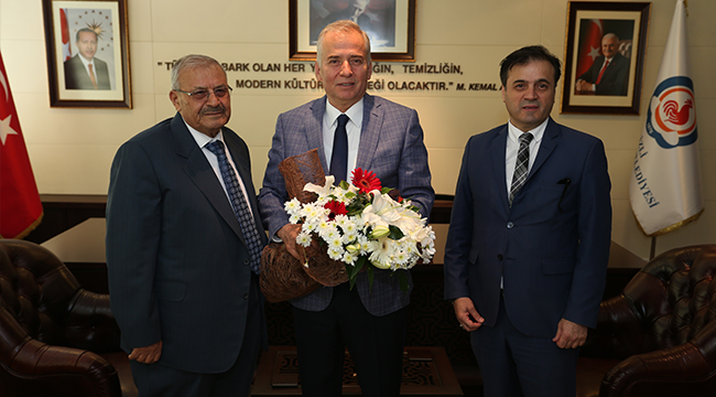 ESNAFLAR BAŞKAN ZOLAN’I ZİYARET ETTİ