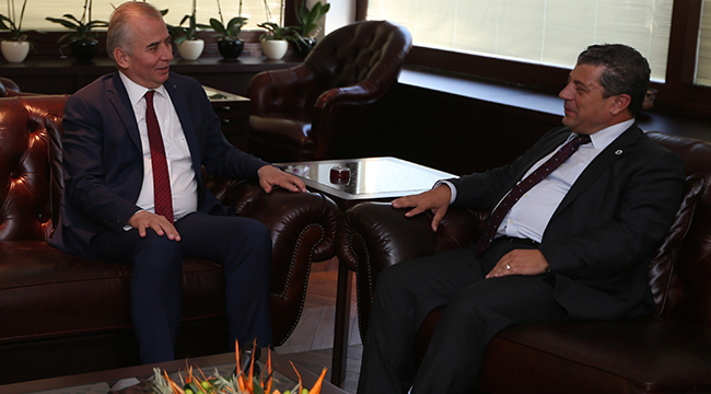 KKTC BAKANI DÜRÜST’TEN BAŞKAN ZOLAN’A ZİYARET