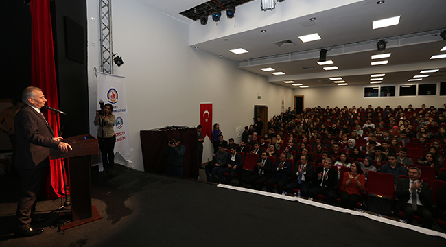 GENÇLİK MECLİSİ YENİ BAŞKANINI SEÇTİ