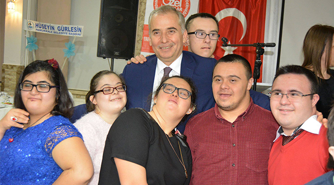 BAŞKAN ZOLAN YENİ YILI ÖZEL İNSANLARLA GEÇİRDİ