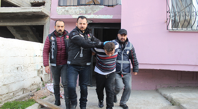 ZEHİR SATICILARINA ŞAFAK OPERASYONU: 14 GÖZALTI