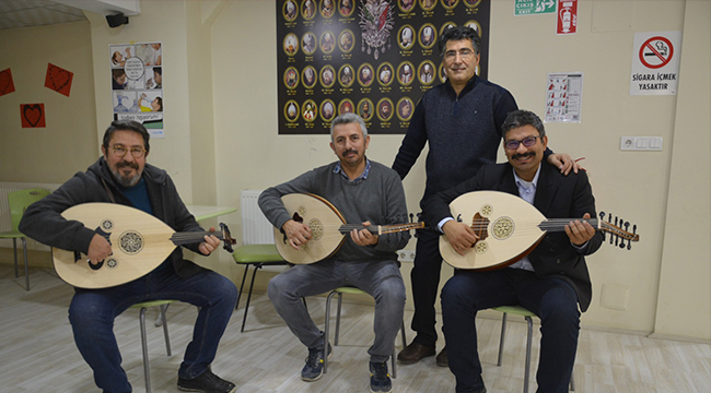 SARAYKÖY’DE AKADEMİK SANAT OKULU HAVASI ESİYOR