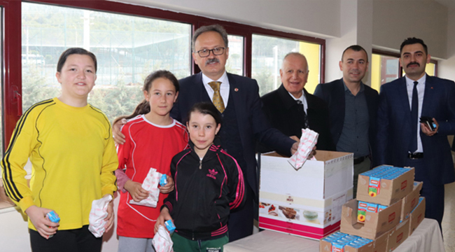 TAVAS’TA OKULLAR ARASI FUTBOL HEYECANI BAŞLADI