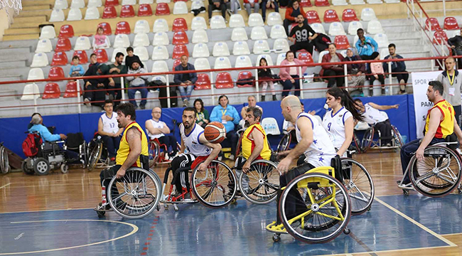 PAMUKKALE BELEDİYESPOR ENGEL TANIMIYOR