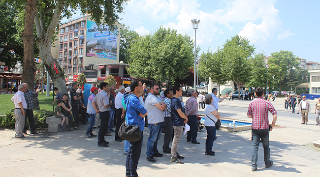 KUTLAMALAR YAĞMUR ALTINDA SON BULDU