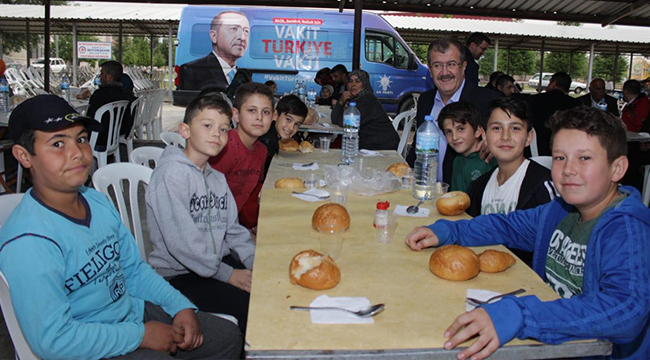 MEDENİYETLERE BEŞİKLİK EDEN IŞIKLI’DA İFTAR