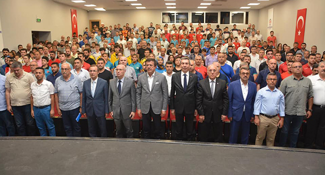 64 KULÜBE 331 BİN TL'LİK YARDIM