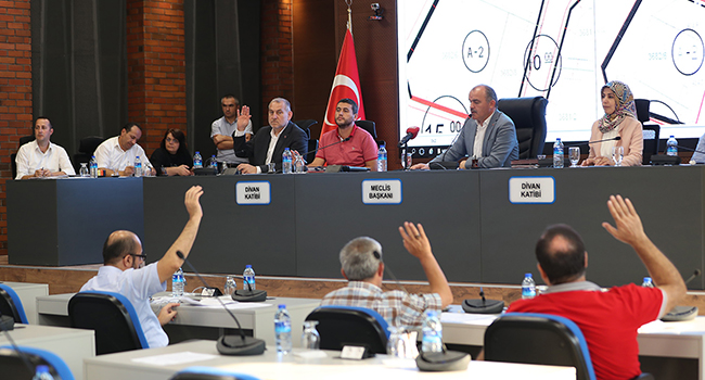YENİ SALONDA İLK MECLİS TOPLANTISI YAPILDI