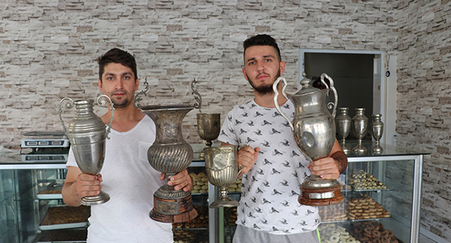 HOROZLARIN TARİHİNİN ÇÖPE ATILDIĞI ORTAYA ÇIKTI