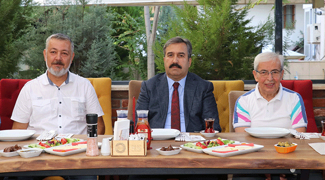 AHİLİK HAFTASINDA SORUNLARINI DİNLEDİ