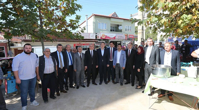 BiN 500 KiŞiLiK AŞURE DAĞITTILAR