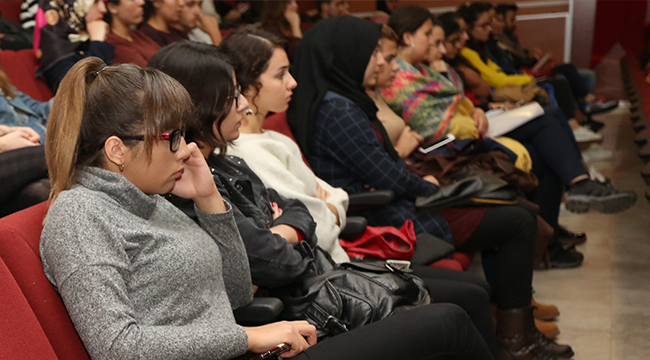 PAÜ GENÇ LİDERLER ‘AKADEMİSYENLİK YOLU’ KONFERANSI