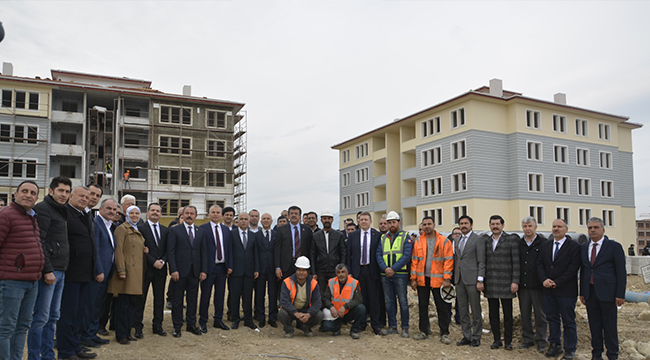 SARAYKÖY TOKİ KONUTLARI HIZLA YÜKSELİYOR