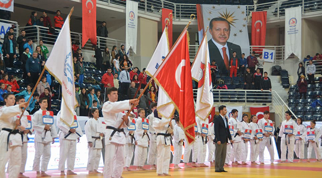 JUDONUN EN İYİLERİ DENİZLİ'DE BULUŞTU
