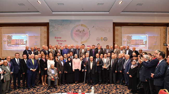 31 HAYIRSEVERE PLAKET VERİLDİ