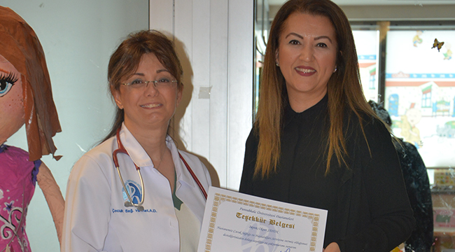 GERİ DÖNÜŞÜM HEYKELLERİNİ HEDİYE ETTİLER