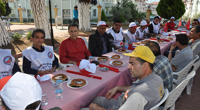 BULDAN’DA 1 MAYIS BÖYLE KUTLANDI