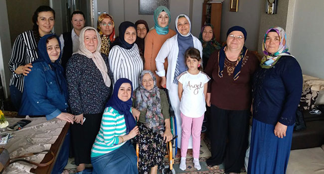 KAPI KAPI DOLAŞIP HİZMETLERİNİ ANLATIYORLAR