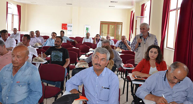 ÇAL İLÇESİNDE TARSİM TOPLANTI YAPTI
