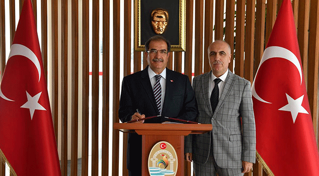 UŞAK VALİSİ DEMİR,KARAHAN’I ZİYARET ETTİ