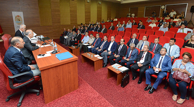 DENiZLİ’NİN YATIRIMLARI MASAYA YATIRILDI