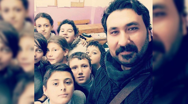GENÇ ÖĞRETMENİN ÖLÜMÜ SEVENLERİNİ YASA BOĞDU