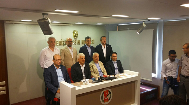 YILLARIN BAŞKANI GÖREVİ BIRAKIYOR