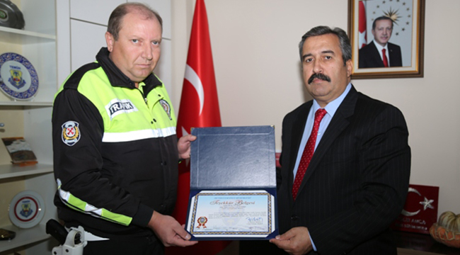 DENİZLİ EMNİYETİ BAŞARILI PERSONELİNİ ÖDÜLLENDİRDİ