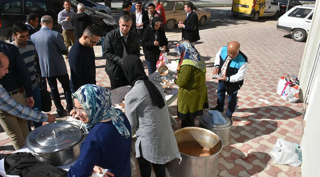 ACIPAYAM BELEDİYESİ’NDEN AŞURE HAYRI