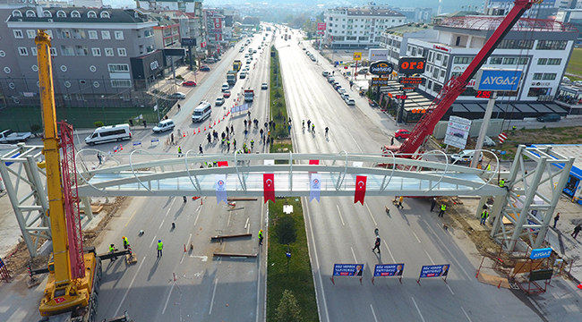 ÜNİVERSİTE YAYA ÜST GEÇİDİNDE SONA GELİNDİ