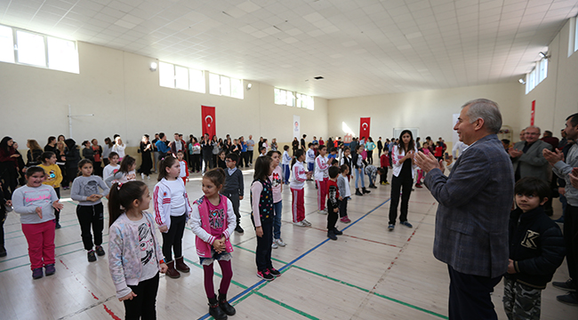 ZOLAN HALK DANSLARI KURSİYERLERİYLE BİR ARAYA GELDİ