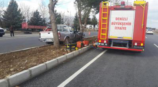 DENİZLİ’DE TRAFİK KAZASI 2 YARALI
