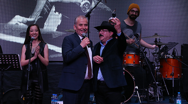 MANÇO ÖLÜMÜNÜN 19. YILINDA KONSERLE ANILDI