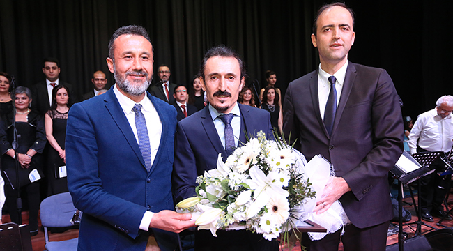 PAÜ TSM KOROSU MÜZİKSEVERLERİ BÜYÜLEDİ