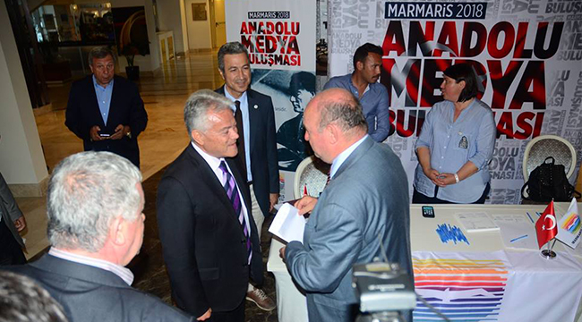 YURDUN DÖRT BİR YANINDAN GELDİLER