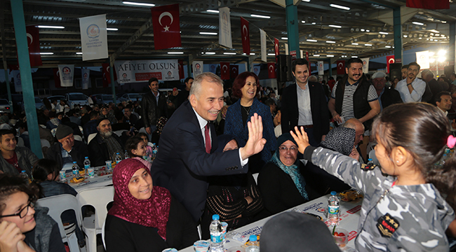 İFTAR GELENEĞİ BAHÇELİEVLER’DE DEVAM ETTİ