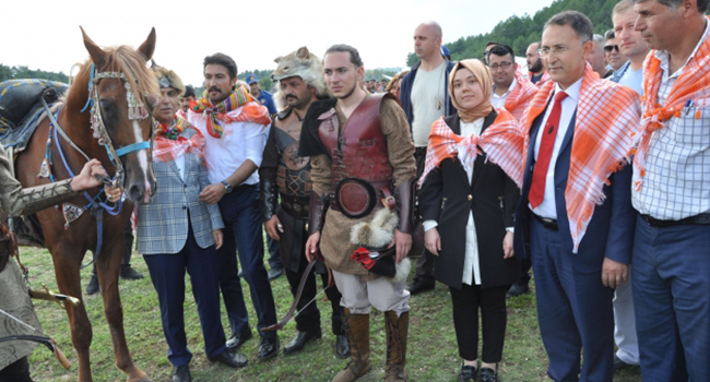 YÖRÜKLER BULDAN YAYLASINDA BULUŞTU