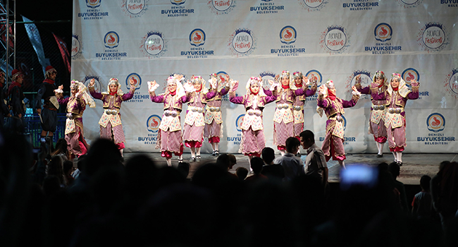 EN BÜYÜK FESTİVAL CUMA GÜNÜ BAŞLIYOR