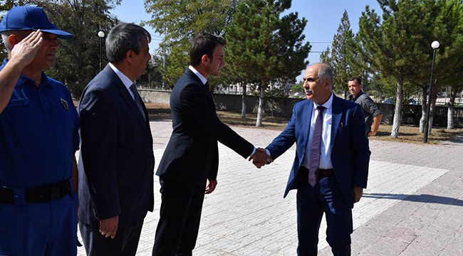 VALİ KARAHAN GÜNEY İLÇESİ’Nİ ZİYARET  ETTİ
