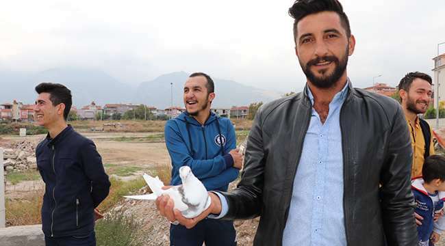 20 DERNEK ÜYESİ 500 GÜVERCİN UÇURDU