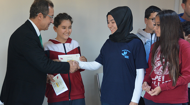 CUMHURİYET TURNUVASI ŞAMPİYONLARI ÖDÜLLENDİRİLDİ